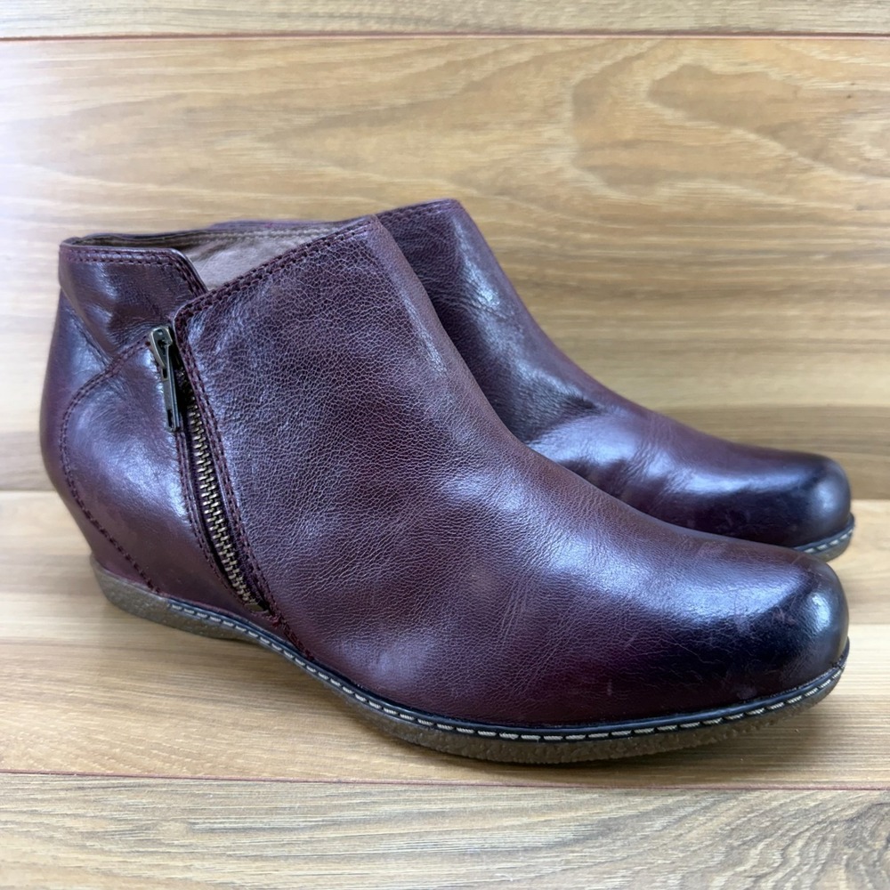 Dansko Leyla Wine Burnished Leather Wedge Boot 9 EU 39 Zip Fall Casual Comfort
